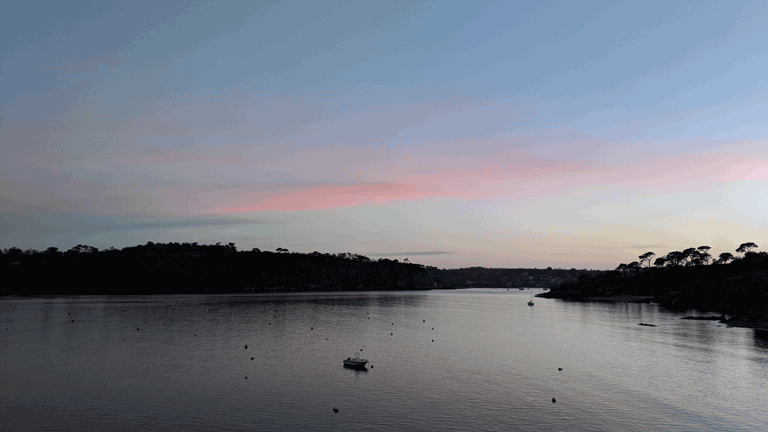 A romantic stroll around the Helford River 