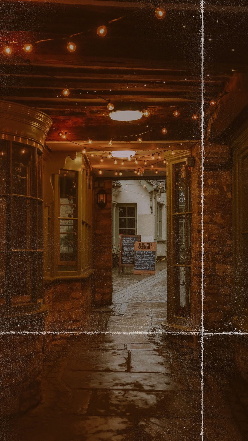 An atmospheric alleyway in the village of Broadway