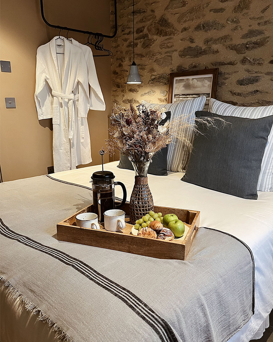 Breakfast in bed at Rockton Mews