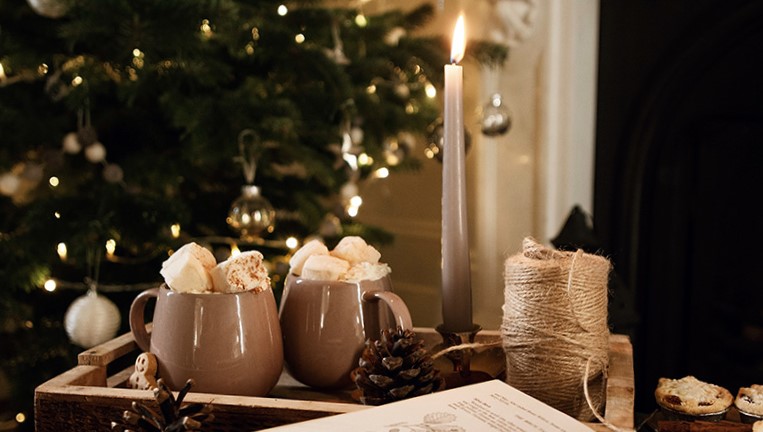 Styling an intimate Christmas | Boutique magic moments