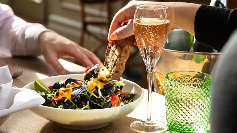 Food and fizz at The Garden House in Leatherhead, Surrey