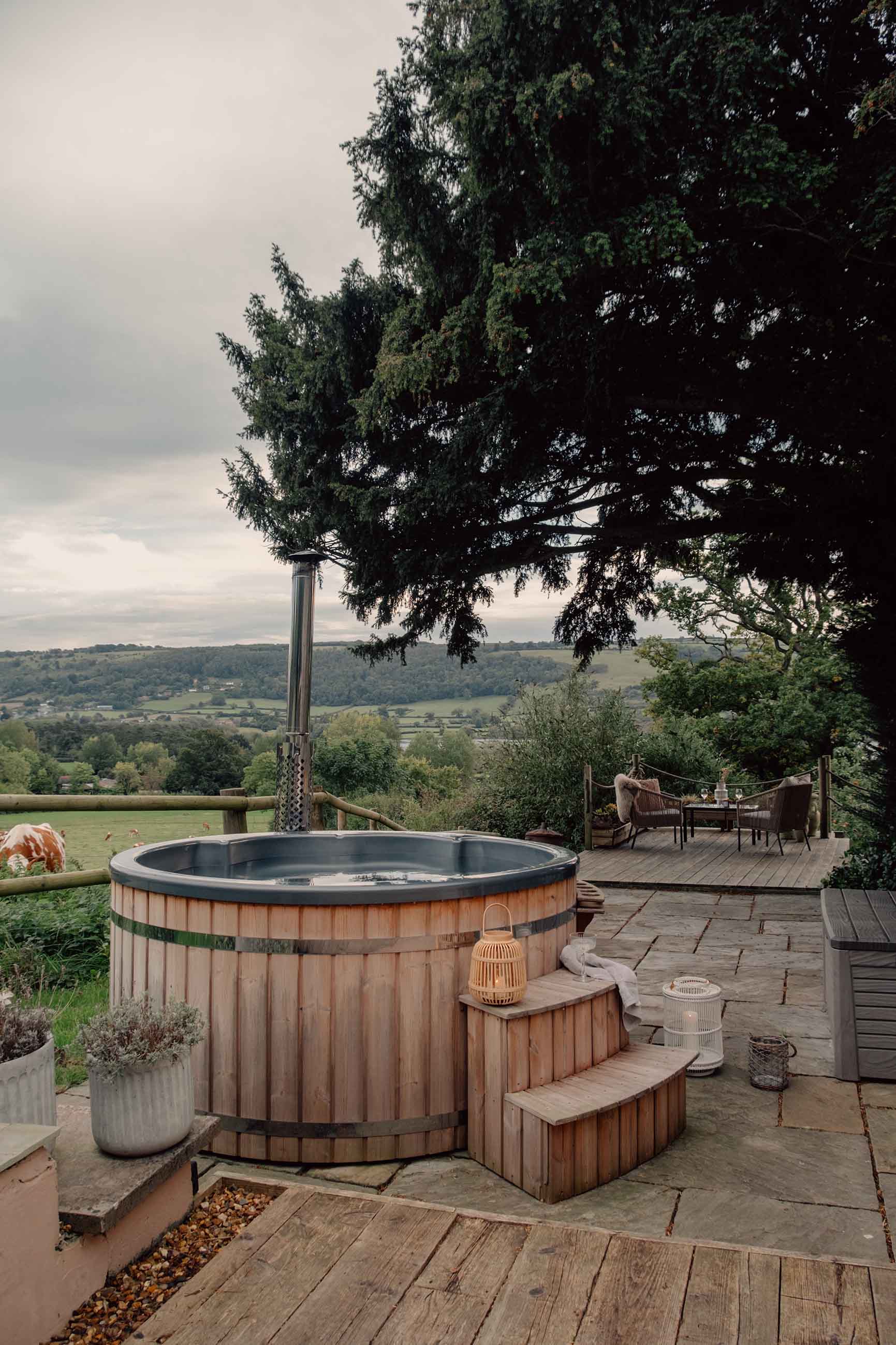 Hot tub at Myrtle Cottage