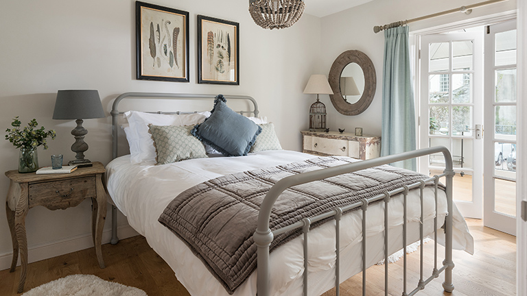 The Kingston Estate Collection