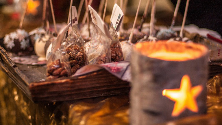 Treats on display | Christmas Markets in the Cotswolds